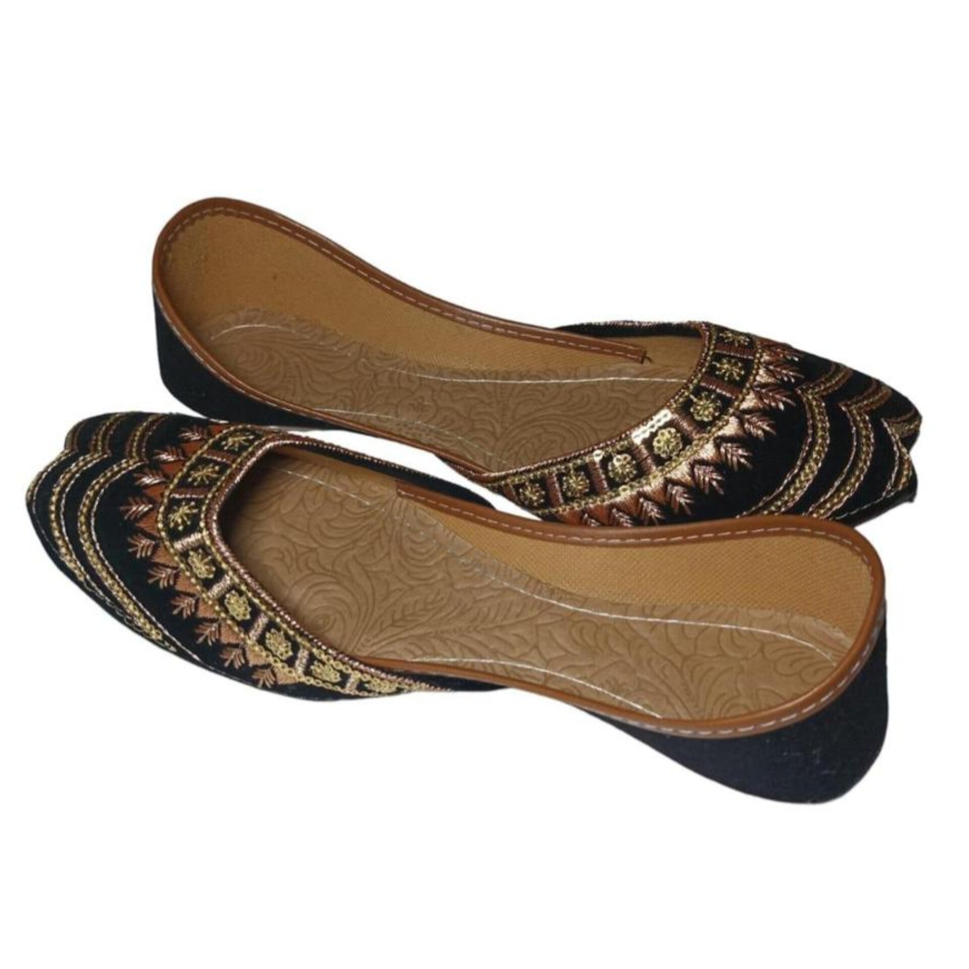 Women's Velvet Embroidered Khussa - Jutishop.pk